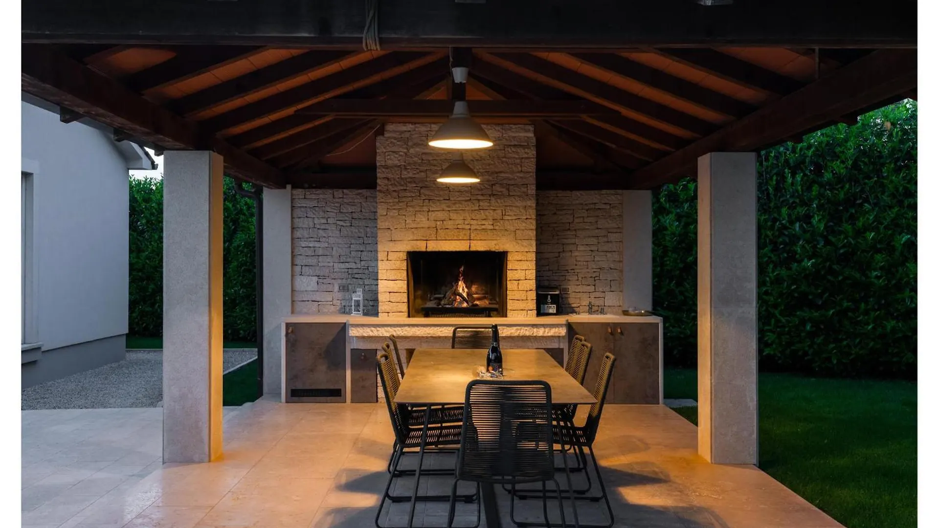 4 Bedroomamazing Home In Poreč
