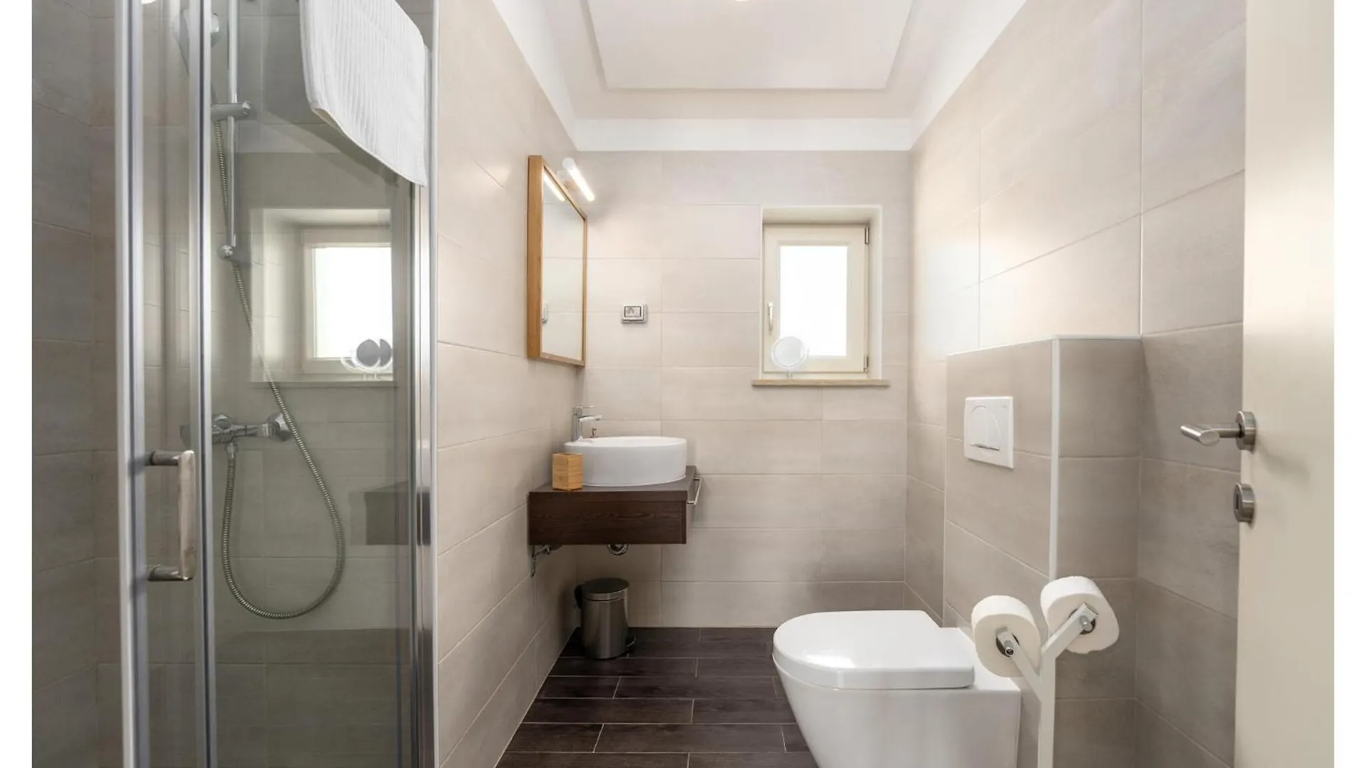 4 Bedroomamazing Home In Poreč