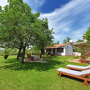 Sergo Ferienhaus